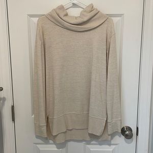 Size Small Gap Long Cream Sweater